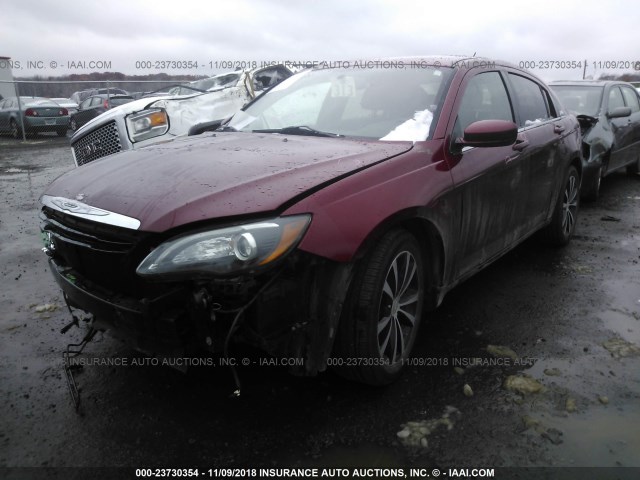 1C3CCBCG1DN521153 - 2013 CHRYSLER 200 LIMITED RED photo 2