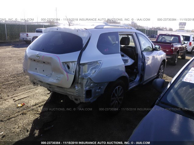 5N1AR2MM2EC647908 - 2014 NISSAN PATHFINDER S/SV/SL/PLATINUM SILVER photo 4