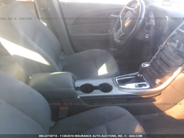 1G11B5SA8DF321233 - 2013 CHEVROLET MALIBU LS SILVER photo 5