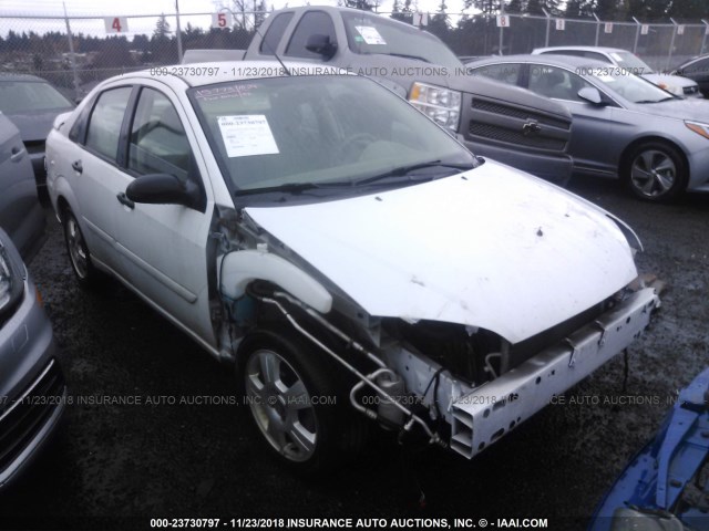 1FAFP34N27W306305 - 2007 FORD FOCUS ZX4/S/SE/SES WHITE photo 1