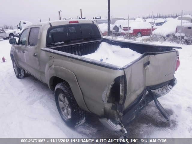 5TEMU52N05Z087367 - 2005 TOYOTA TACOMA DOUBLE CAB LONG BED GOLD photo 3