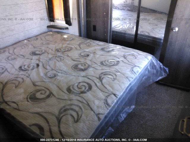 4YDF3852XKA740224 - 2019 MONTANA 385BR  Unknown photo 5