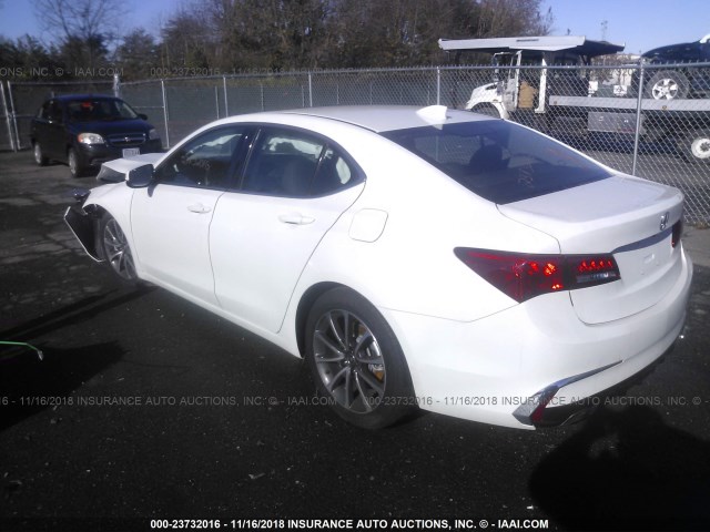 19UUB2F35JA008729 - 2018 ACURA TLX WHITE photo 3