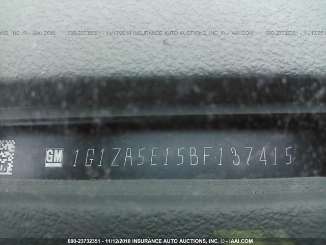 1G1ZA5E15BF137415 - 2011 CHEVROLET MALIBU LS 银色 照片 9