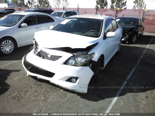 1NXBU40E29Z031722 - 2009 TOYOTA COROLLA S/LE/XLE WHITE photo 2