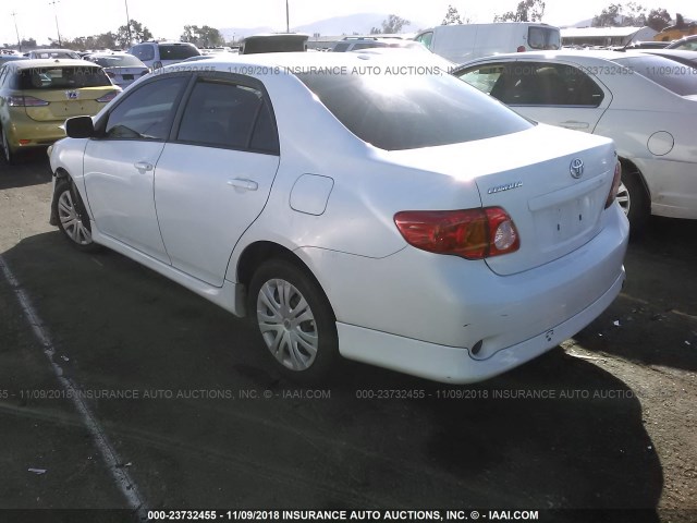 1NXBU40E29Z031722 - 2009 TOYOTA COROLLA S/LE/XLE WHITE photo 3