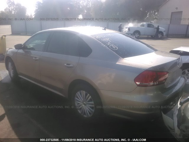 1VWAT7A37FC073979 - 2015 VOLKSWAGEN PASSAT S TAN photo 3