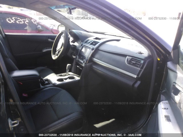 4T1BF1FK1EU312278 - 2014 TOYOTA CAMRY L/SE/LE/XLE 黑色 照片 5