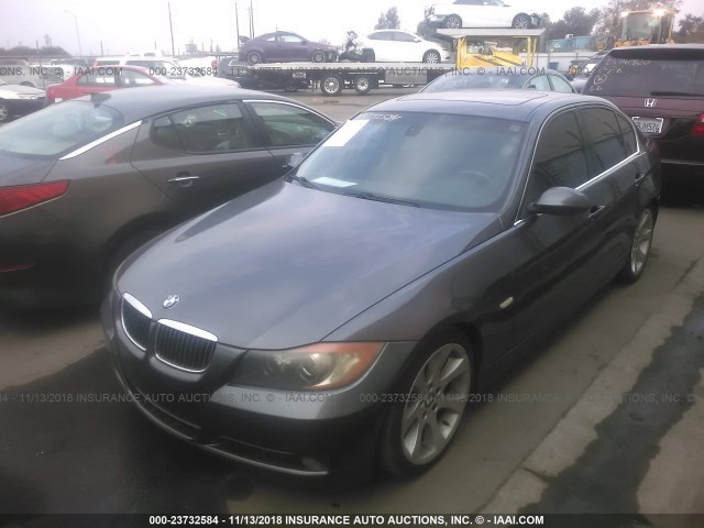 WBAVB33556KR80120 - 2006 BMW 330 I GRAY photo 2