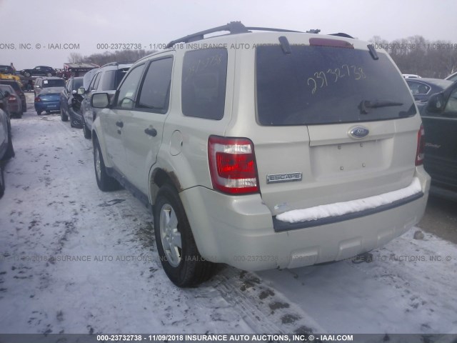 1FMCU03Z48KB40950 - 2008 FORD ESCAPE XLT WHITE photo 3