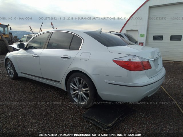 KMHGC4DF6BU114104 - 2011 HYUNDAI GENESIS 4.6L WHITE photo 3