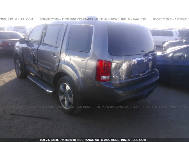 5FNYF3H3XFB004858 - 2015 HONDA PILOT SE GRAY photo 3