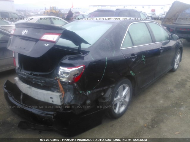 4T1BF1FKXEU312327 - 2014 TOYOTA CAMRY L/SE/LE/XLE შავი ფოტო 4