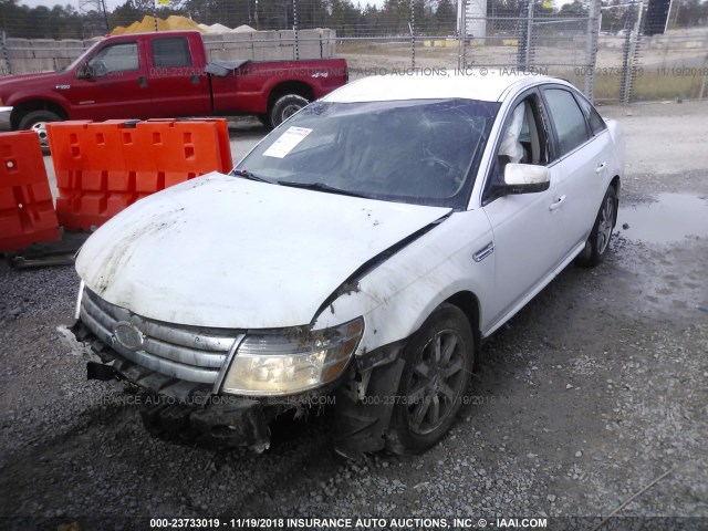 1FAHP24W98G117190 - 2008 FORD TAURUS SEL WHITE photo 2