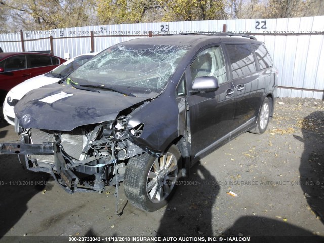 5TDDK3DC7BS030081 - 2011 TOYOTA SIENNA XLE/LIMITED GRAY photo 2