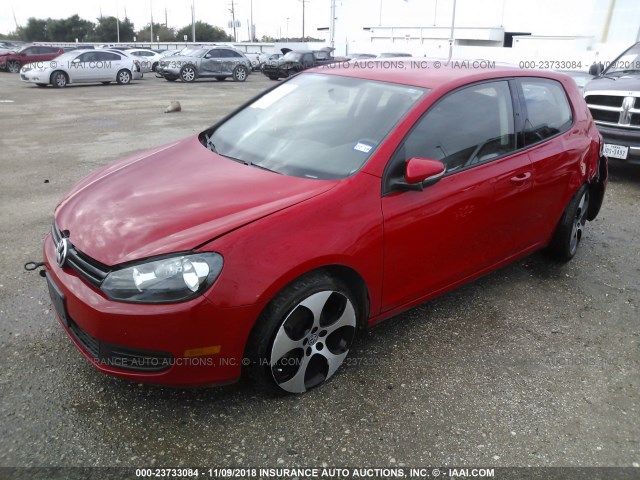 WVWAA7AJ2CW009320 - 2012 VOLKSWAGEN GOLF 红色 照片 2