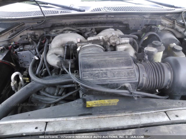 5LMEU27A8YLJ17350 - 2000 LINCOLN NAVIGATOR Күміс фото 10