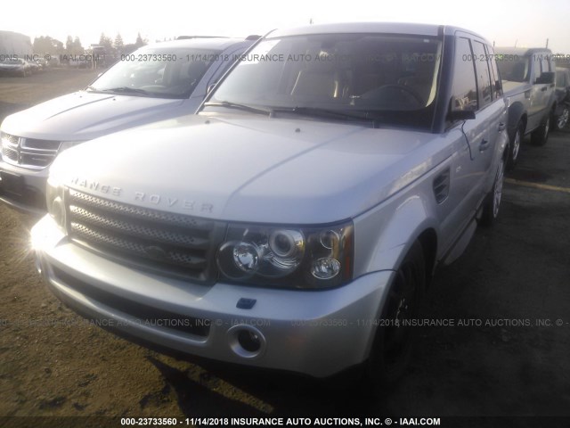 SALSK25437A114811 - 2007 LAND ROVER RANGE ROVER SPORT HSE SILVER photo 2