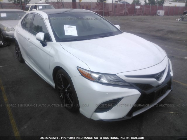 4T1BZ1HK2JU012182 - 2018 TOYOTA CAMRY XSE/XLE Ağ foto 1