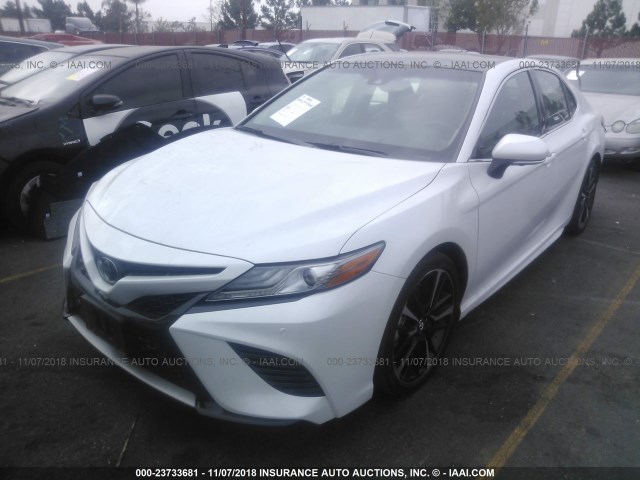 4T1BZ1HK2JU012182 - 2018 TOYOTA CAMRY XSE/XLE Ağ foto 2