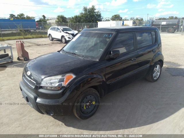 KNDJT2A26A7147813 - 2010 KIA SOUL +/!/SPORT BLACK photo 4