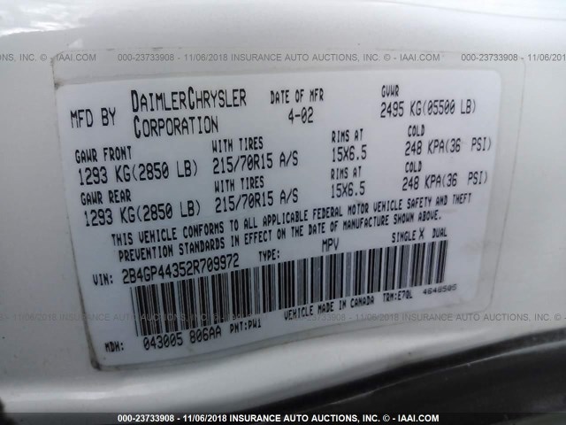 2B4GP44352R709972 - 2002 DODGE GRAND CARAVAN  WHITE photo 9