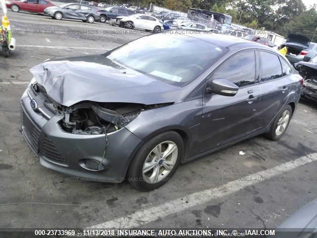 1FADP3F25EL387535 - 2014 FORD FOCUS SE GRAY photo 2