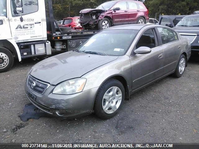 1N4AL11D82C271477 - 2002 NISSAN ALTIMA S/SL GOLD photo 2