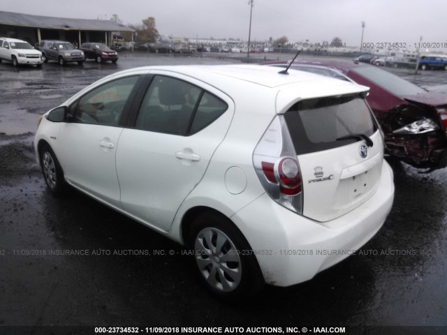 JTDKDTB31C1014655 - 2012 TOYOTA PRIUS C WHITE photo 3