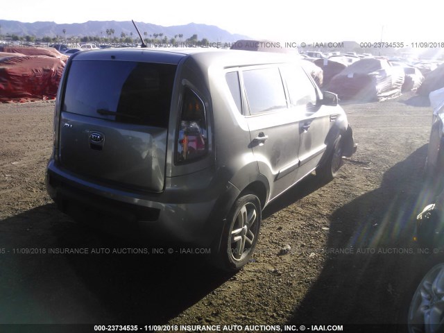 KNDJT2A23B7209556 - 2011 KIA SOUL +/!/SPORT GRAY photo 4