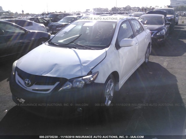 5YFBU4EE6DP212972 - 2013 TOYOTA COROLLA S/LE أبيض صورة 2
