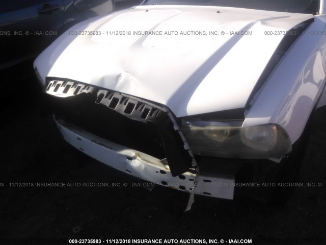 2B3CL1CG6BH550578 - 2011 DODGE CHARGER POLICE WHITE photo 6