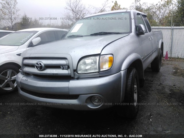 5TBRT34174S449075 - 2004 TOYOTA TUNDRA ACCESS CAB SR5 SILVER photo 2