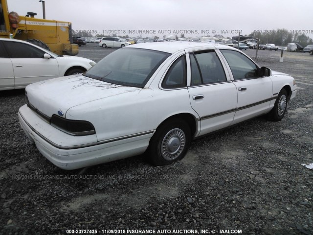 2FACP71W4PX163093 - 1993 FORD CROWN VICTORIA POLICE INTERCEPTOR WHITE photo 4