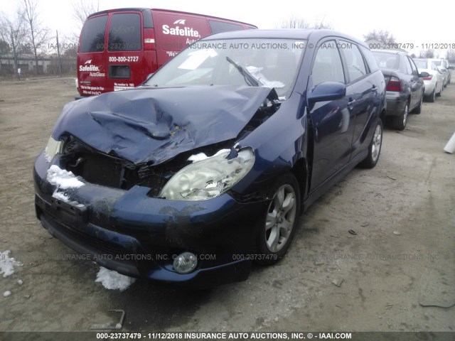 2T1LR32E05C449334 - 2005 TOYOTA COROLLA MATRIX XR BLUE photo 2