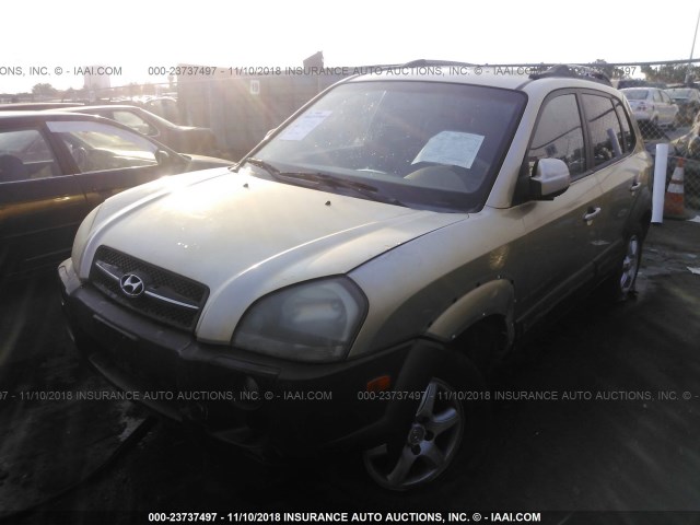 KM8JN12D55U054840 - 2005 HYUNDAI TUCSON GLS/LX GOLD photo 2