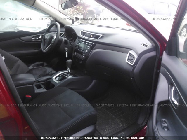 5N1AT2MV0GC915707 - 2016 NISSAN ROGUE S/SL/SV RED photo 5