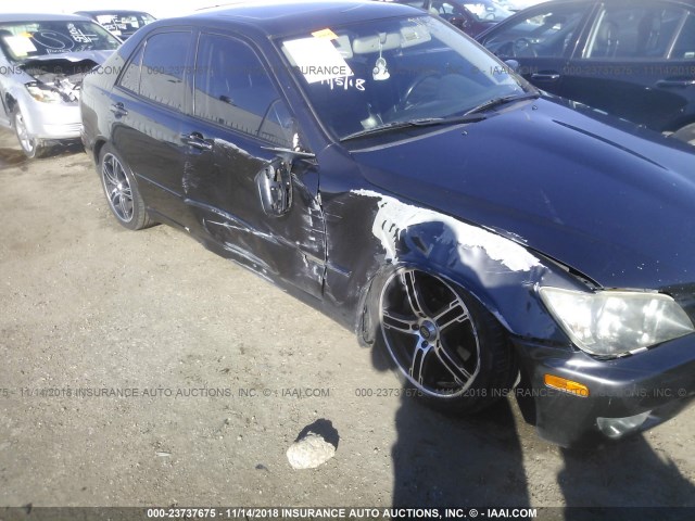 JTHBD192650094253 - 2005 LEXUS IS 300 GRAY photo 6