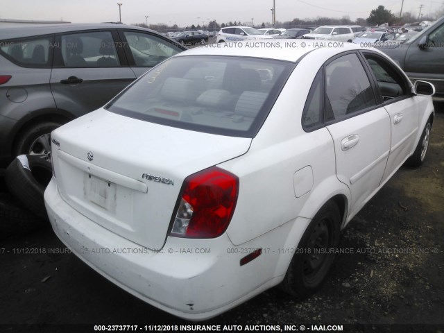 KL5JD56Z38K957885 - 2008 SUZUKI FORENZA CONVENIENCE/POPULAR WHITE photo 4