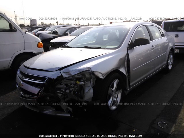 1G1ZB5E02CF171186 - 2012 CHEVROLET MALIBU LS 银色 照片 2