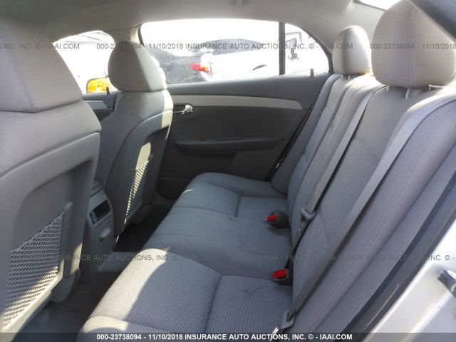 1G1ZB5E02CF171186 - 2012 CHEVROLET MALIBU LS 银色 照片 8