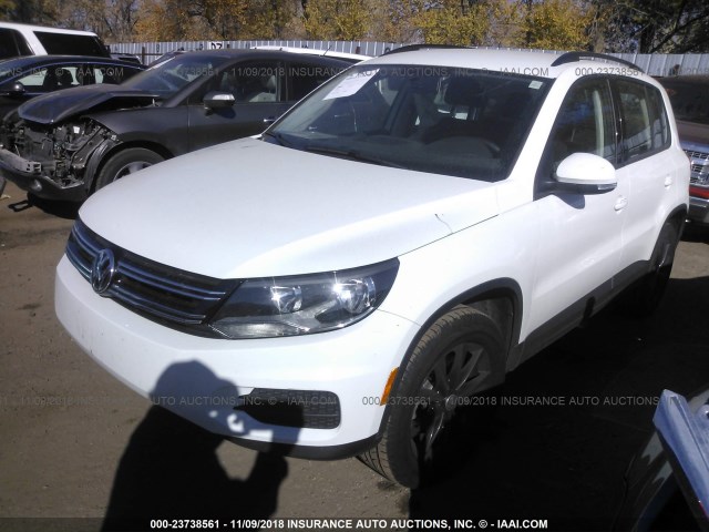 WVGBV7AX0HK047104 - 2017 VOLKSWAGEN TIGUAN S/LIMITED WHITE photo 2