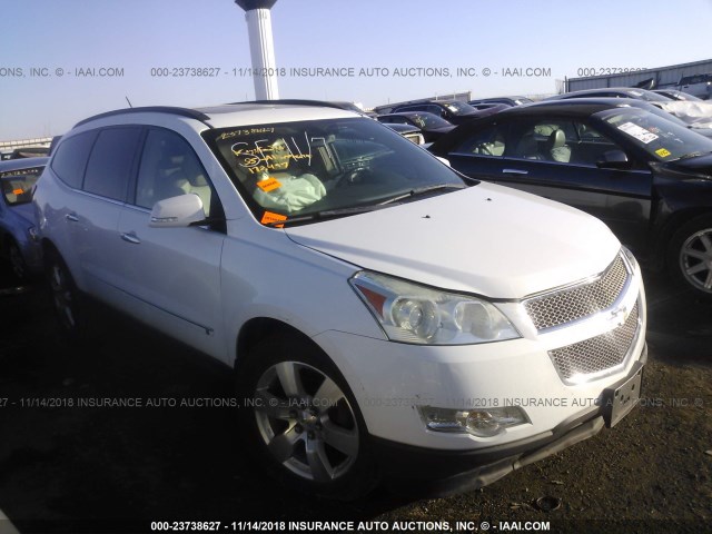 1GNEV33DX9S104592 - 2009 CHEVROLET TRAVERSE LTZ WHITE photo 1