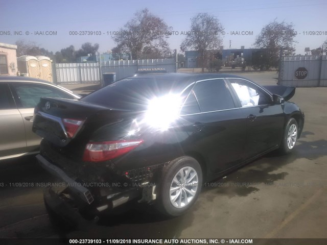 4T4BF1FK1FR467453 - 2015 TOYOTA CAMRY LE/XLE/SE/XSE BLACK photo 4