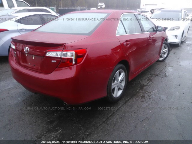 4T1BF1FK2CU608763 - 2012 TOYOTA CAMRY SE/LE/XLE RED photo 4