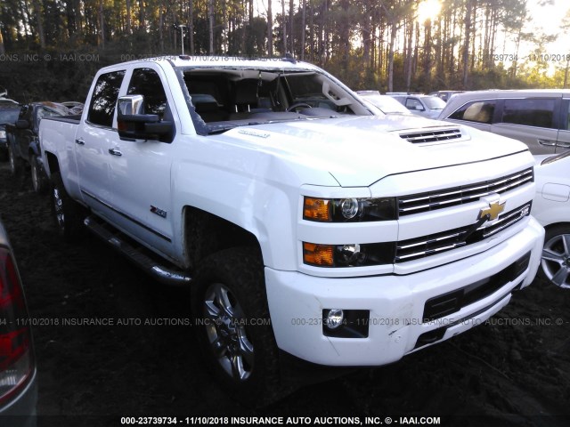 1GC1KWEY0JF206028 - 2018 CHEVROLET SILVERADO K2500 HEAVY DUTY LTZ WHITE photo 1