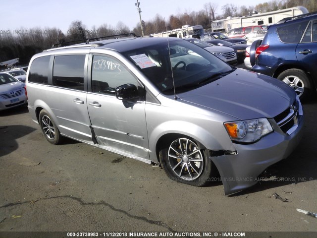 2C4RDGCG4HR842337 - 2017 DODGE GRAND CARAVAN SXT SILVER photo 1