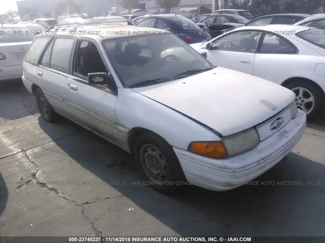 1FASP15J1TW123311 - 1996 FORD ESCORT LX WHITE photo 1