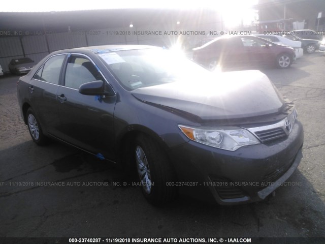 4T4BF1FK4DR324803 - 2013 TOYOTA CAMRY L/SE/LE/XLE Boz foto 1