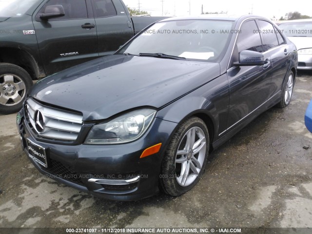 WDDGF4HB8DA868909 - 2013 MERCEDES-BENZ C 250 GRAY photo 2